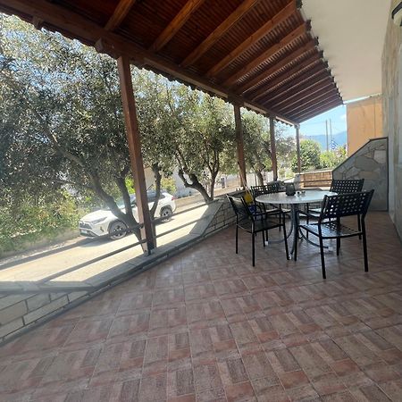 Villa Kostas Accommodations - Vrasná Екстериор снимка